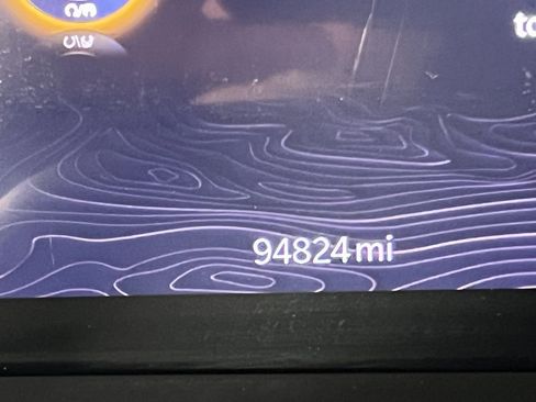 Used 2022 Jeep Grand Cherokee L Limited w/ Luxury Tech Group II image 2