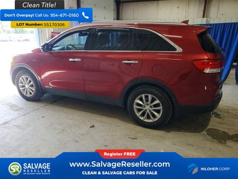 Used 2017 Kia Sorento AWD w/ LX V6 Convenience Package image 3