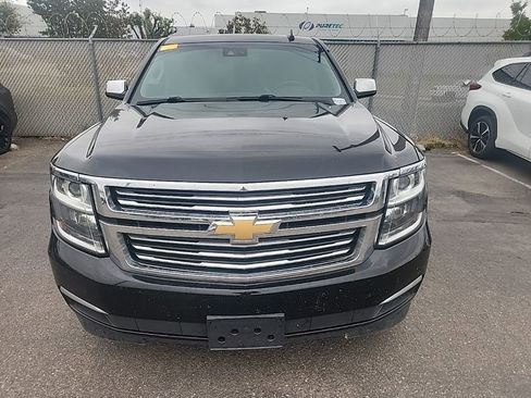 Used 2018 Chevrolet Suburban Premier AWD/4WD image 2
