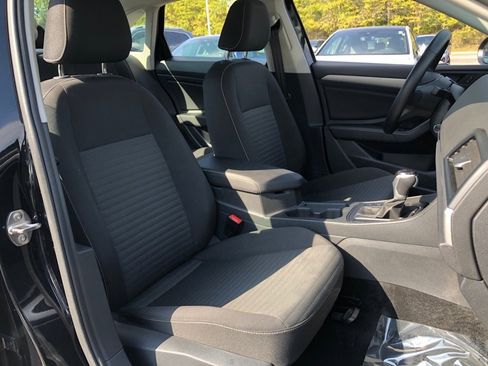 Used 2024 Volkswagen Jetta S image 31