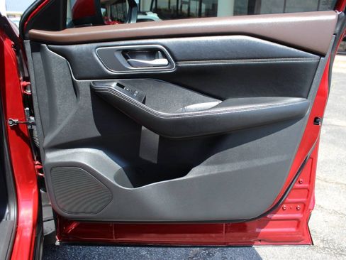 Used 2021 Nissan Rogue SL FWD image 10