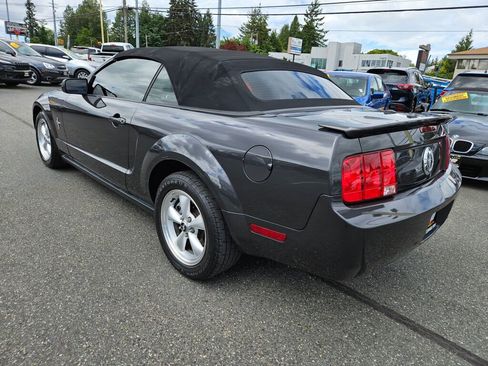 Used 2007 Ford Mustang Premium RWD image 6