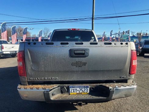 Used 2007 Chevrolet Silverado 2500 LT w/ 1LT Convenience Package image 4