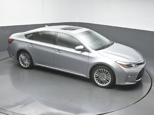 Used 2016 Toyota Avalon Limited w/ Toyota Safety Sense Package FWD image 44