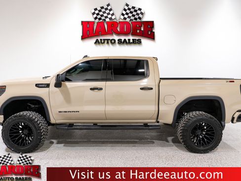 Used 2023 GMC Sierra 1500 Elevation w/ Preferred Package AWD/4WD image 1