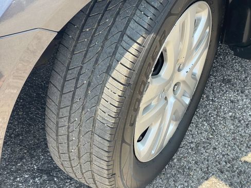 Used 2019 Dodge Journey SE FWD image 36