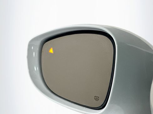 Used 2022 Chrysler Pacifica Touring-L w/ S Appearance Package image 16