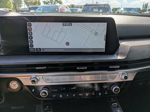 Certified 2024 Kia Telluride EX X-Line AWD/4WD image 24