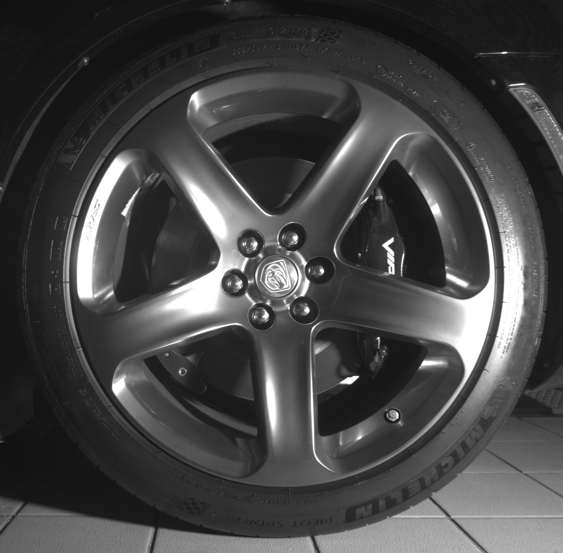 Used 2013 SRT Viper SRT-10 RWD image 24