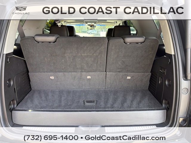 Used 2018 Cadillac Escalade Luxury AWD/4WD image 13