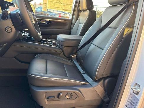 New 2026 Chevrolet Tahoe Premier w/ Sun And Tow Package image 9