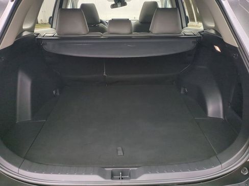 Certified 2022 Toyota RAV4 XLE w/ Convenience Package image 12