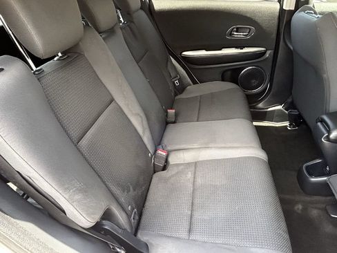 Used 2022 Honda HR-V EX image 13