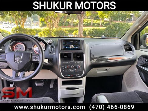 Used 2013 Dodge Grand Caravan SE image 11