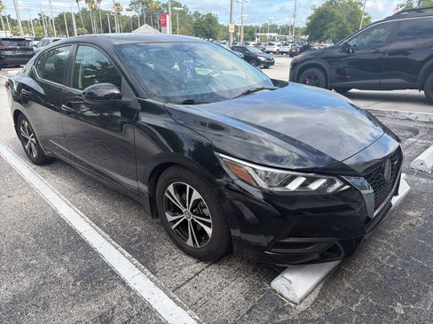Used 2020 Nissan Sentra SV FWD image 3