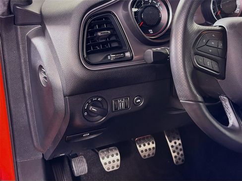 Used 2023 Dodge Challenger R/T RWD image 10