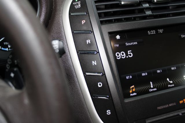 Used 2019 Lincoln MKC Premiere FWD image 12