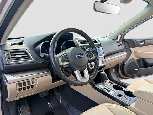 Used 2017 Subaru Outback 2.5i Limited AWD/4WD image 4