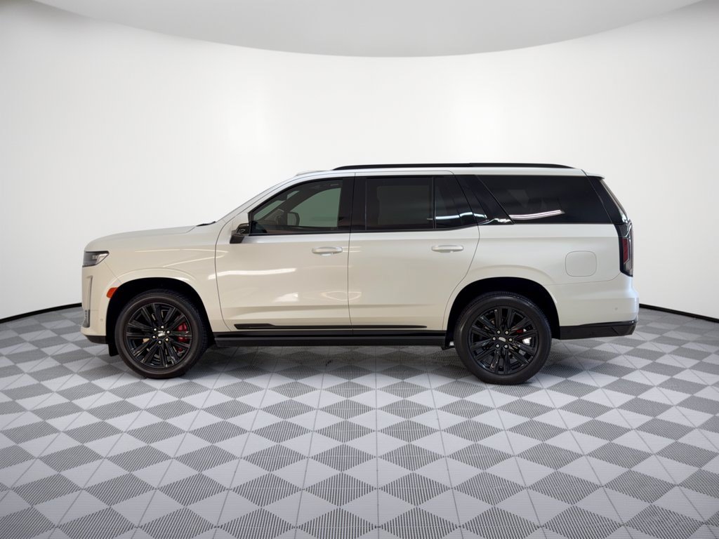 Used 2022 Cadillac Escalade Sport Platinum AWD/4WD image 2