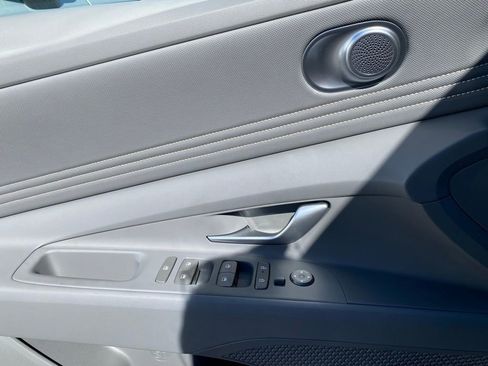 New 2026 Hyundai Elantra Sport FWD image 21