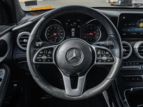 Used 2022 Mercedes-Benz GLC 300 4MATIC image 29