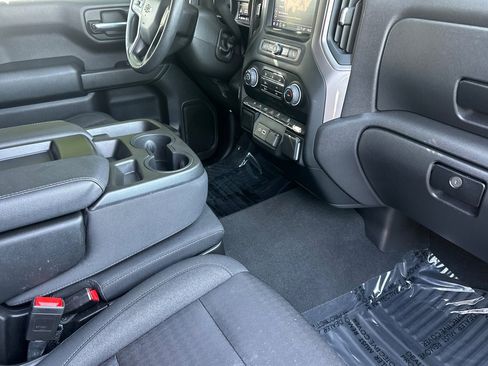 Used 2022 Chevrolet Silverado 1500 Custom Trail Boss w/ LPO, Dark Essentials Package image 19