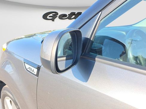 Used 2019 Kia Soul w/ Option Group 020 FWD image 27