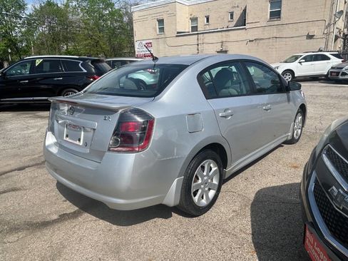 Used 2010 Nissan Sentra 2.0 SR image 11