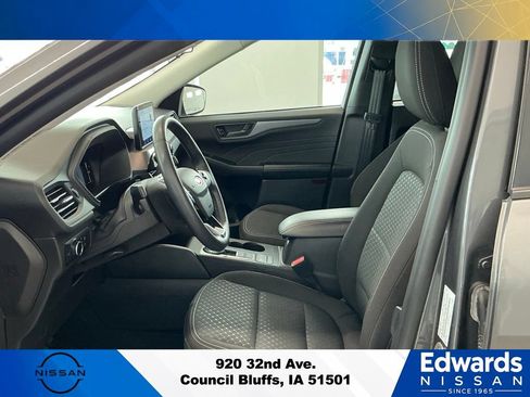 Used 2023 Ford Escape Active AWD/4WD image 22