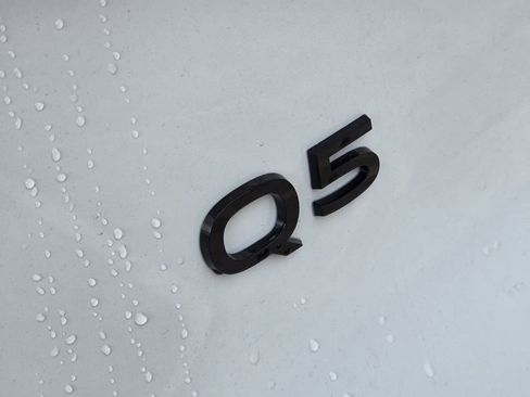 New 2025 Audi Q5 Premium Plus image 16