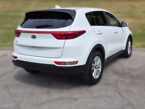 Used 2017 Kia Sportage LX FWD image 4