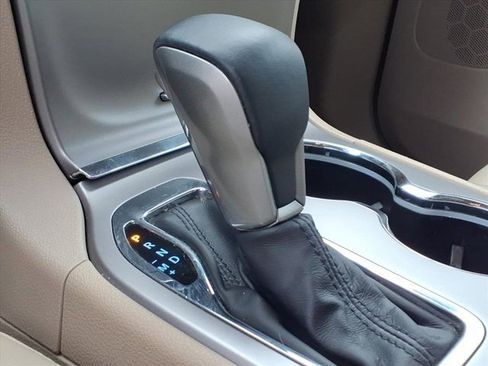 Used 2018 Jeep Grand Cherokee Limited image 15