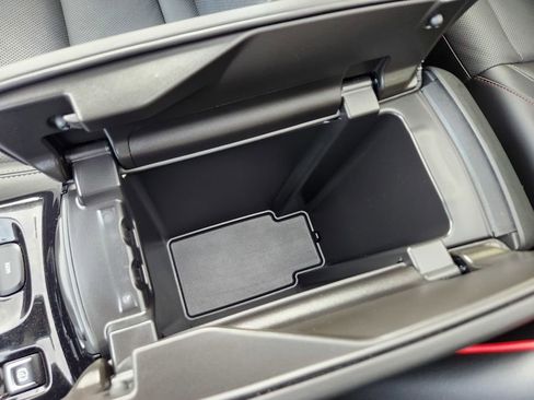 Used 2023 Buick Envision Essence w/ Sport Touring Package image 12