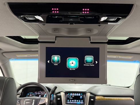 Used 2017 GMC Yukon Denali w/ Open Road Package image 35