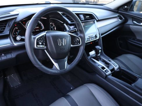 Used 2016 Honda Civic Touring image 19
