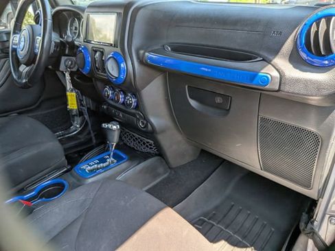 Used 2015 Jeep Wrangler Unlimited Sport w/ Quick Order Package 24S image 34