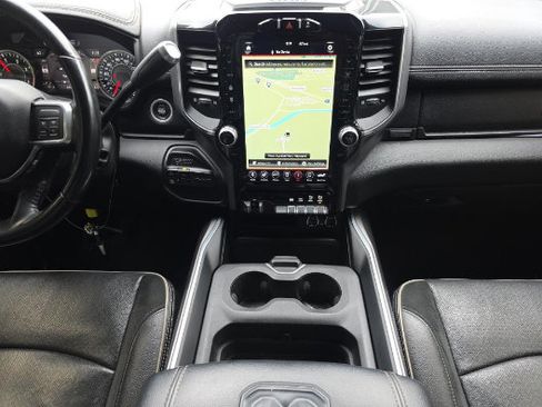 Used 2021 RAM 2500 Laramie AWD/4WD image 2