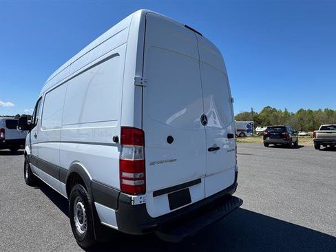 Used 2016 Mercedes-Benz Sprinter 2500 w/ Driver Comfort Package image 17