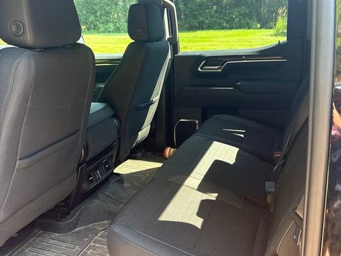 Used 2023 GMC Sierra 1500 SLE AWD/4WD image 4