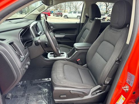 Used 2020 Chevrolet Colorado LT w/ Colorado RST Special Edition image 11