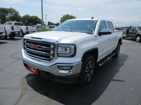 Used 2017 GMC Sierra 1500 SLT w/ SLT Premium Package AWD/4WD image 13