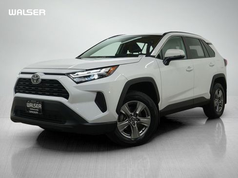 Used 2025 Toyota RAV4 XLE w/ Convenience Package image 1