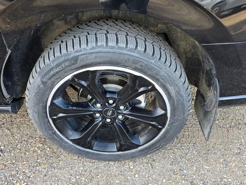 Used 2022 Ford Expedition Max Limited image 13