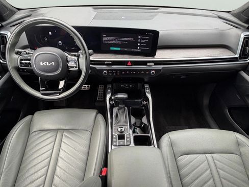 Used 2024 Kia Sorento SX Prestige w/ Sage Leather Package AWD/4WD image 22
