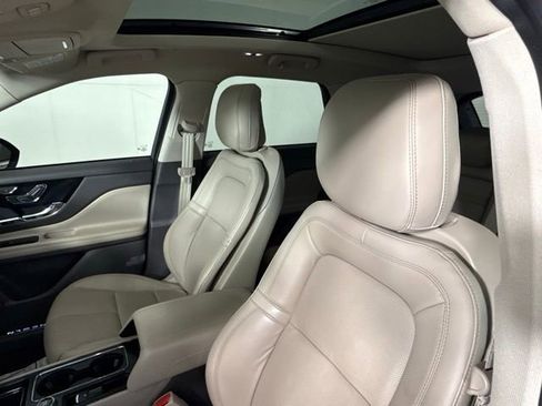 Used 2020 Lincoln Corsair Reserve w/ Equipment Group 201A FWD image 17