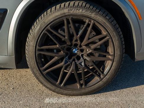 Used 2024 BMW X5 M Competition w/ Premium Package image 11
