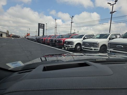 Used 2024 Ford F250 Lariat w/ Lariat Ultimate Package AWD/4WD image 24