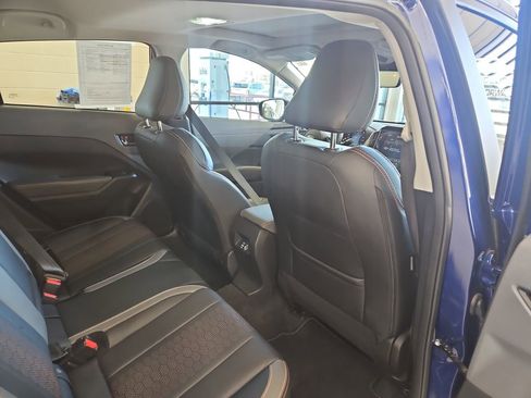 New 2025 Subaru Crosstrek 2.5i Limited w/ Crosstrek Mirror Package image 17