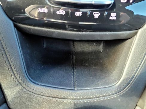 Used 2020 Cadillac XT5 Premium Luxury image 23