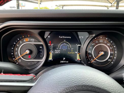 Used 2024 Jeep Wrangler Unlimited Rubicon w/ Safety Group AWD/4WD image 21